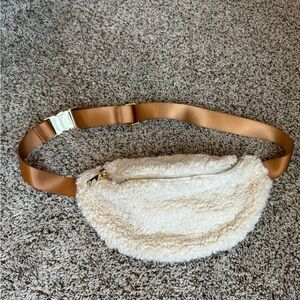 Crossbody bag